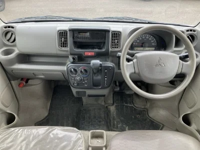 MITSUBISHI MINICAB