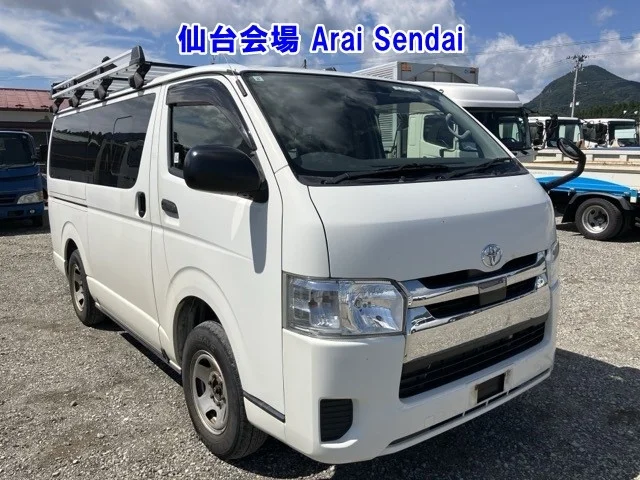 Toyota HiAce Van 2019