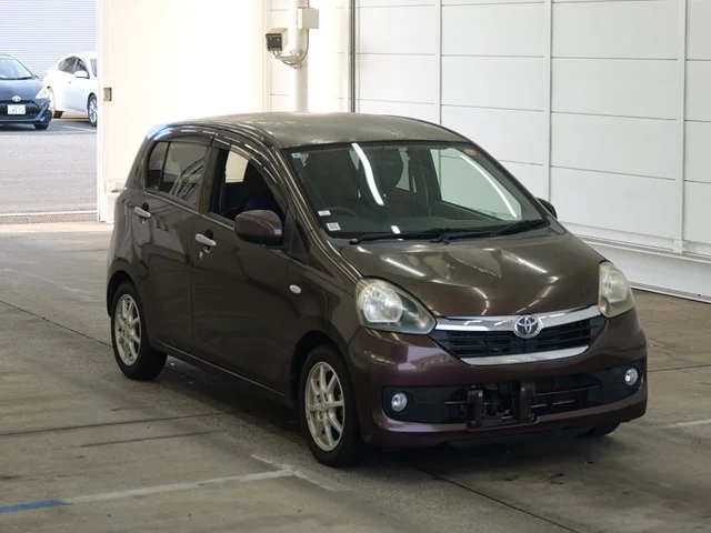 Toyota Pixis Epoch 2014