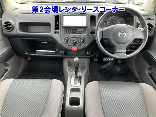 Mazda Familia  с аукциона в Японии