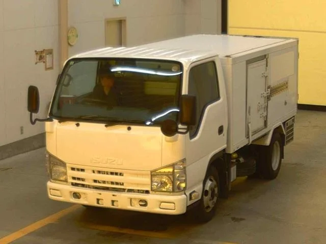 Isuzu Elf 2014