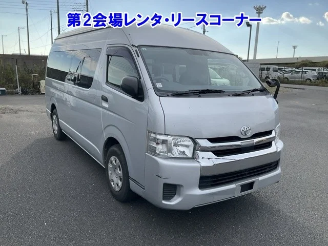 Toyota HiAce 2019