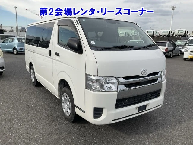Toyota HiAce Van 2019