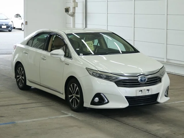 Toyota Sai 2013