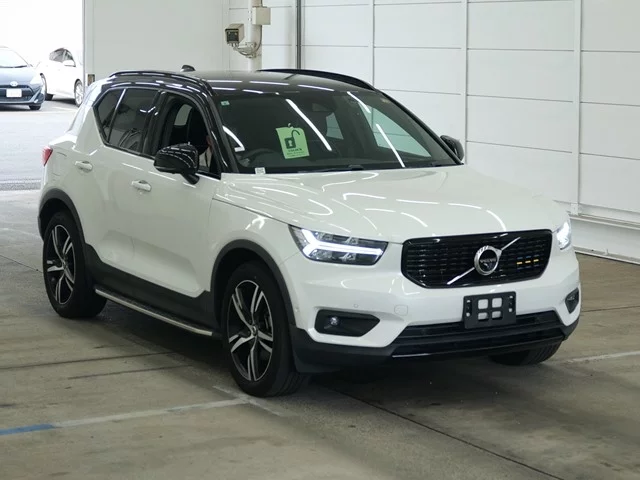 Volvo XC40 2021