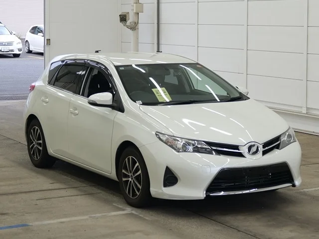 Toyota Auris 2014