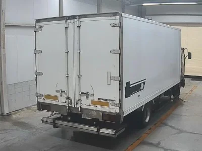 ISUZU FORWARD 2