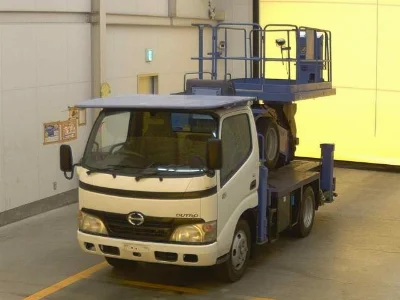 HINO DUTRO 1