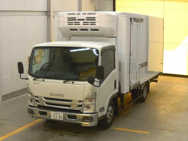 Isuzu Elf 2022