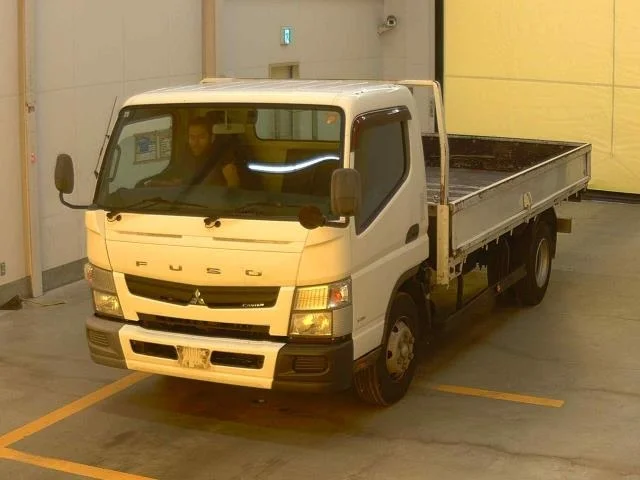 Mitsubishi Fuso Canter 2011