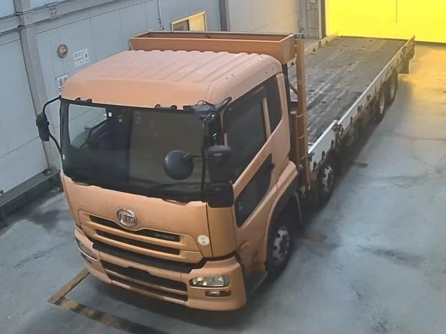 Nissan UD  с аукциона в Японии