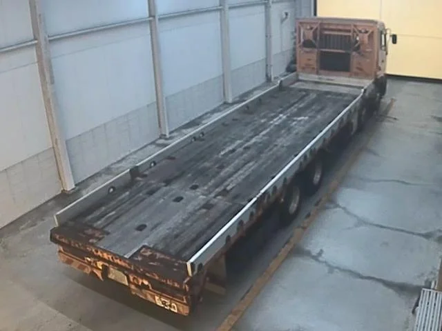Nissan UD  с аукциона в Японии