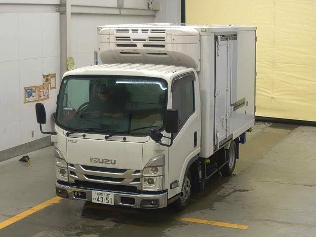 Isuzu Elf 2022