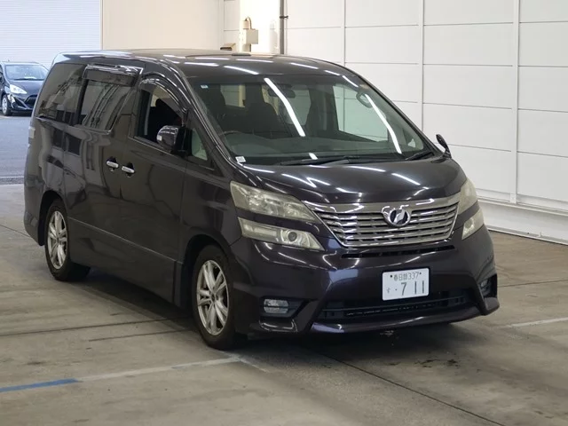 Toyota Vellfire 2010