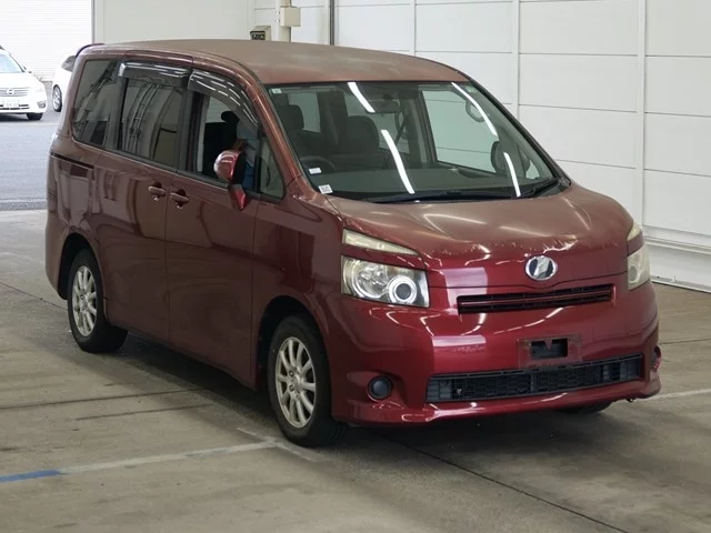 Toyota Voxy 2007