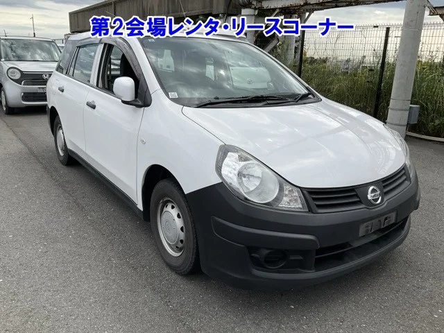 Nissan AD 2015