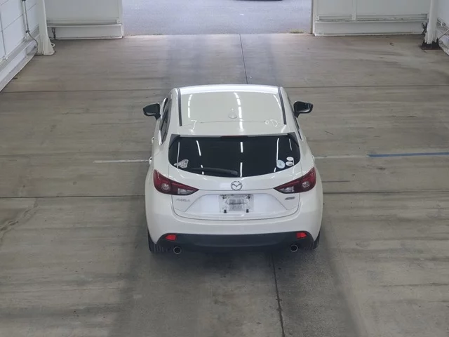 Mazda Axela  с аукциона в Японии