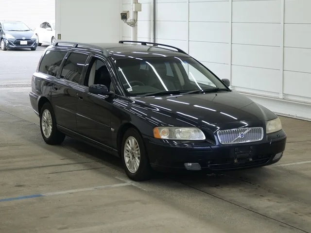Volvo V70  с аукциона в Японии