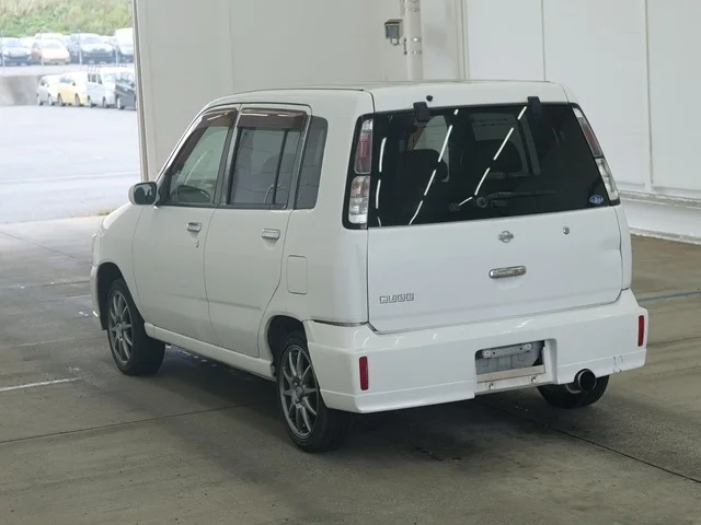 Nissan Cube  с аукциона в Японии