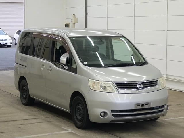 Nissan Serena 2007