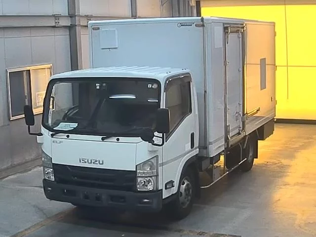 Isuzu Elf 2017