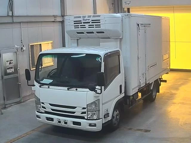 Isuzu Elf 2020