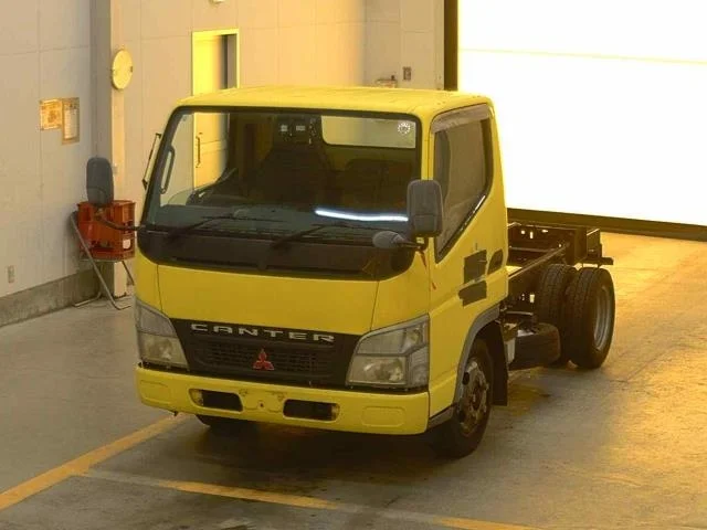 Mitsubishi Fuso Canter  с аукциона в Японии