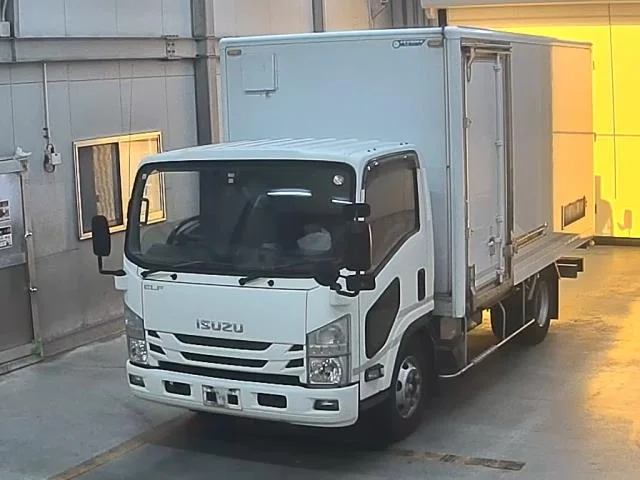 Isuzu Elf 2019
