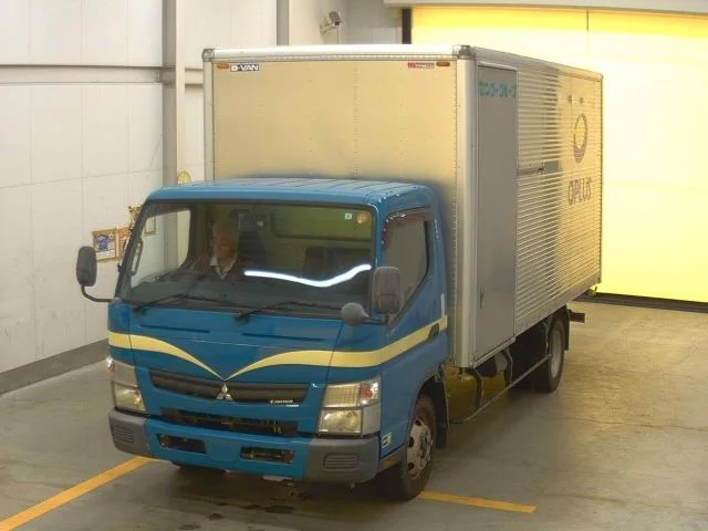 Mitsubishi Fuso Canter 2015