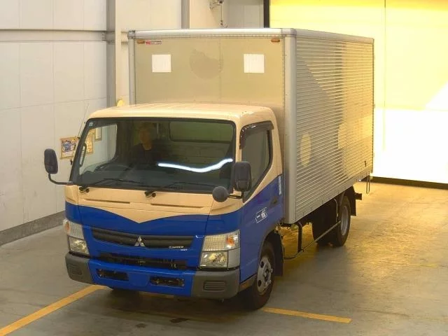 Mitsubishi Fuso Canter 2015