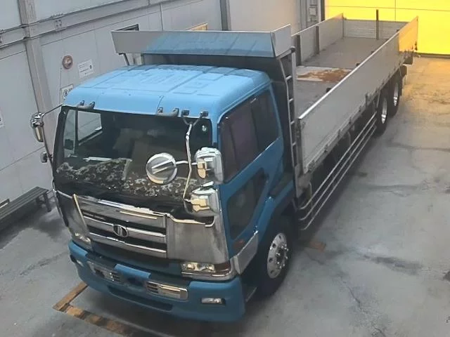 Nissan UD  с аукциона в Японии