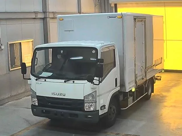 Isuzu Elf 2020