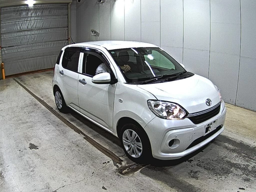 Toyota Passo 2021
