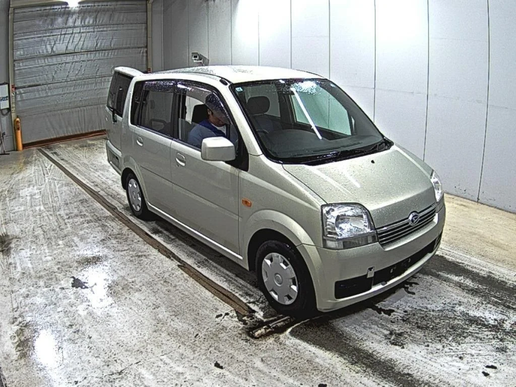 Daihatsu Move 2003