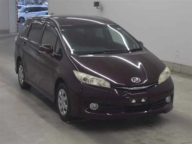 Toyota Wish 2013