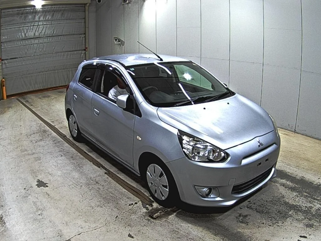 Mitsubishi Mirage  с аукциона в Японии