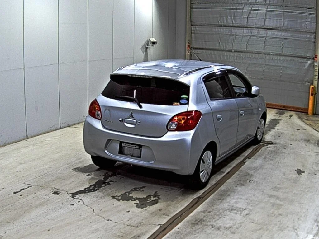 Mitsubishi Mirage  с аукциона в Японии