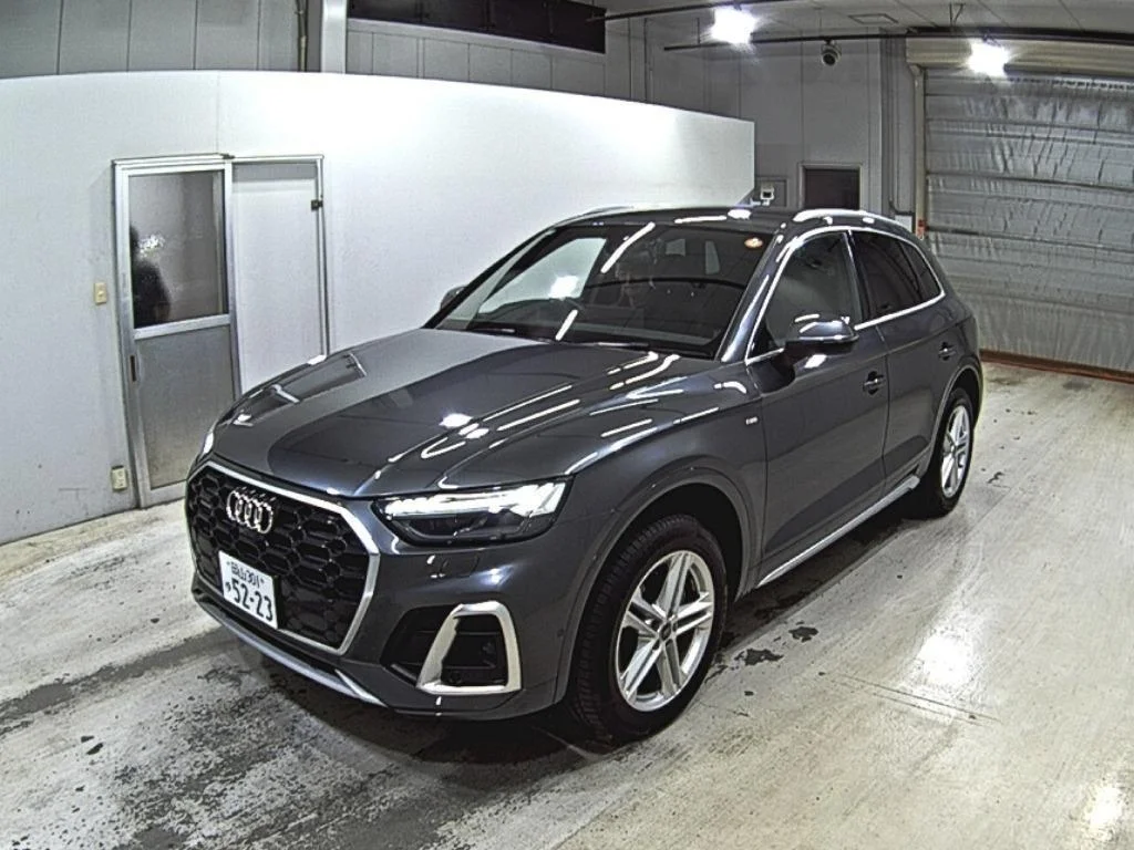 Audi Q5  с аукциона в Японии