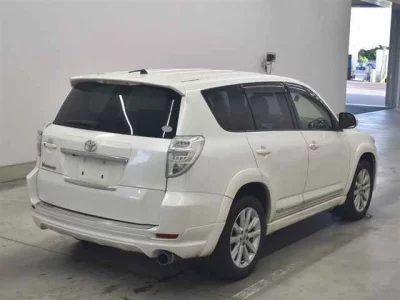 Toyota Vanguard