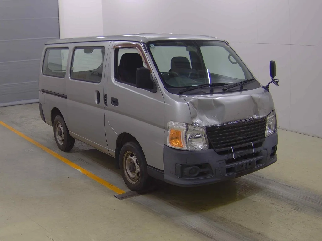 Nissan Caravan 2006