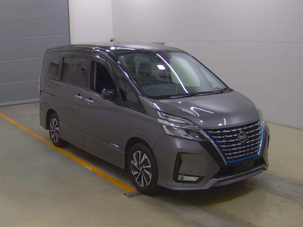 Nissan Serena 2020
