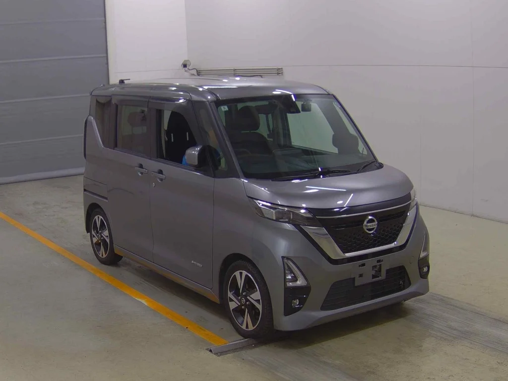 Nissan Roox 2020
