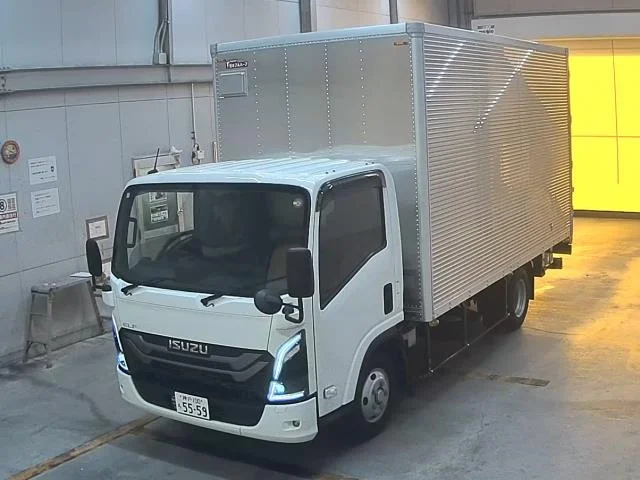 Isuzu Elf  с аукциона в Японии