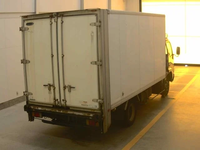 Toyota Dyna  с аукциона в Японии