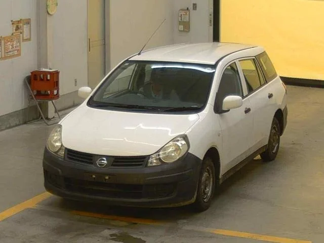 Nissan AD 2012