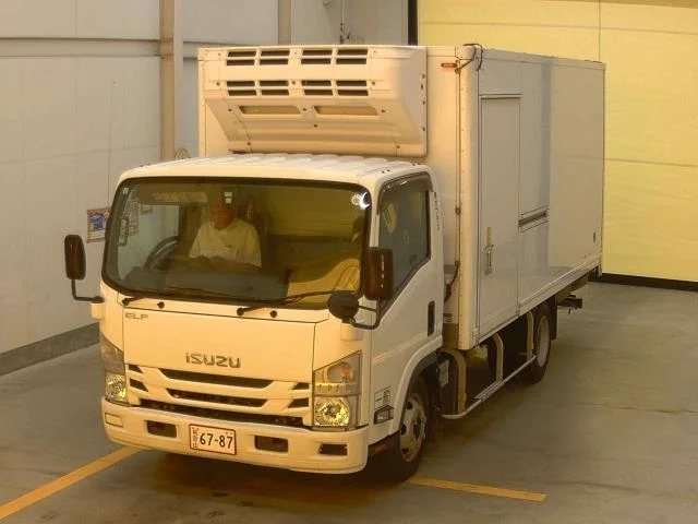 Isuzu Elf 2019