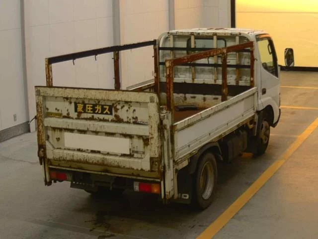 Hino Dutro  с аукциона в Японии