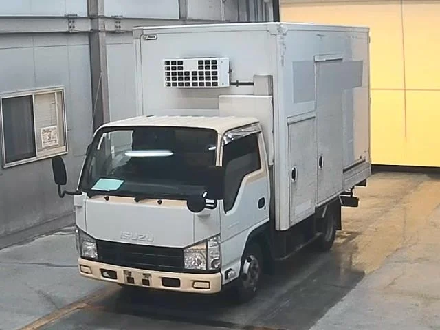 Isuzu Elf 2010