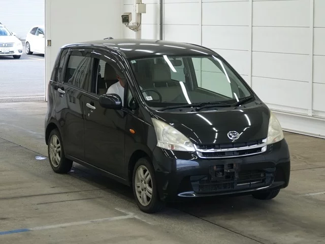 Daihatsu Move 2012