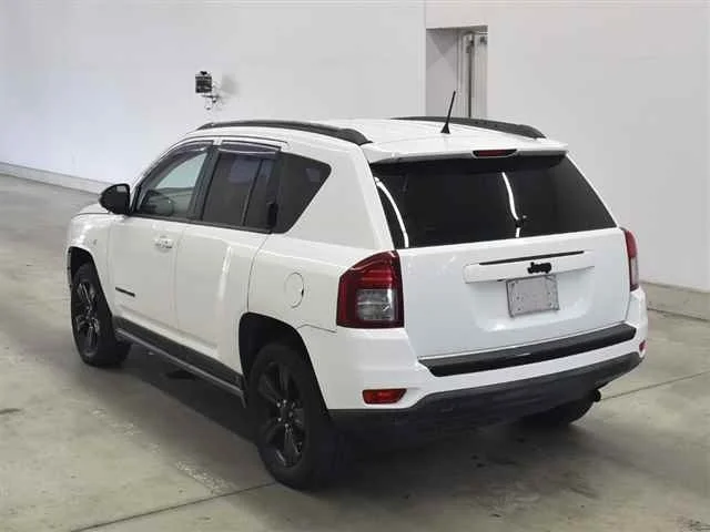 Jeep Compass  с аукциона в Японии